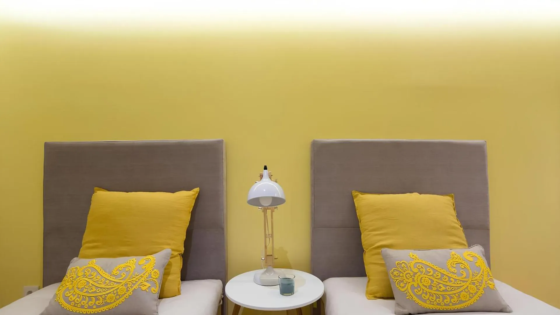 Casa Do Castelo 2- Work Or Relax In The Historic Heart Of Lisbon! Apartment Lisbon